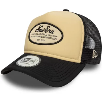 Boné trucker bege e preto A Frame Foam Oval Patch da New Era
