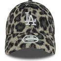 bone-curvo-preto-ajustavel-para-mulheres-9forty-cosy-animal-da-los-angeles-dodgers-mlb-da-new-era