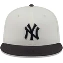 bone-plano-bege-e-preto-justo-59fifty-clr-dvlp-da-new-york-yankees-mlb-da-new-era