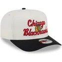 bone-curvo-bege-e-preto-snapback-9fifty-a-frame-chainstitch-da-chicago-blackhawks-nhl-da-new-era