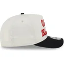 bone-curvo-bege-e-preto-snapback-9fifty-a-frame-chainstitch-da-chicago-blackhawks-nhl-da-new-era