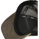 bone-trucker-castanho-e-preto-cut01-da-von-dutch
