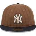 bone-plano-castanho-e-azul-marinho-ajustavel-9fifty-retro-crown-wool-pinstripe-da-new-york-yankees-mlb-da-new-era