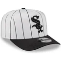 bone-curvo-branco-e-preto-snapback-9fifty-a-frame-satin-pinstripe-da-chicago-white-sox-mlb-da-new-era