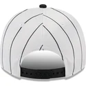 bone-curvo-branco-e-preto-snapback-9fifty-a-frame-satin-pinstripe-da-chicago-white-sox-mlb-da-new-era