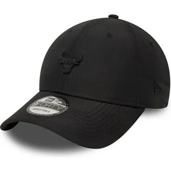 Boné curvo preto ajustável 9FORTY Pin da Chicago Bulls NBA da New Era