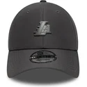 bone-curvo-cinza-ajustavel-9forty-pin-da-los-angeles-lakers-nba-da-new-era