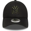 bone-curvo-preto-ajustavel-com-logo-verde-9forty-outline-da-new-york-yankees-mlb-da-new-era