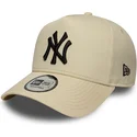 bone-curvo-bege-snapback-9forty-e-frame-side-patch-da-new-york-yankees-mlb-da-new-era