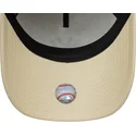 bone-curvo-bege-snapback-9forty-e-frame-side-patch-da-new-york-yankees-mlb-da-new-era