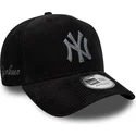 bone-curvo-preto-ajustavel-9forty-e-frame-cord-da-new-york-yankees-mlb-da-new-era