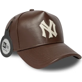 Boné curvo castanho ajustável 9FORTY E Frame Img Leather da New York Yankees MLB da New Era