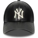 bone-curvo-preto-ajustavel-9forty-m-crown-img-leather-da-new-york-yankees-mlb-da-new-era