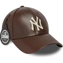 bone-curvo-castanho-ajustavel-9forty-m-crown-img-leather-da-new-york-yankees-mlb-da-new-era