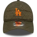 bone-curvo-verde-ajustavel-com-logo-laranja-9twenty-quilted-da-los-angeles-dodgers-mlb-da-new-era