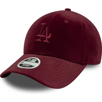 Boné curvo grená ajustável para mulheres 9FORTY Velour da Los Angeles Dodgers MLB da New Era