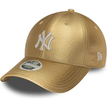 Boné curvo dourado ajustável para mulheres 9FORTY Metallic da New York Yankees MLB da New Era