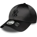 bone-curvo-preto-ajustavel-para-mulheres-com-logo-preto-9forty-satin-bow-back-da-new-york-yankees-mlb-da-new-era