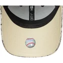 bone-curvo-cinza-ajustavel-para-mulheres-9forty-snake-da-new-york-yankees-mlb-da-new-era