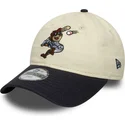 bone-curvo-bege-e-azul-marinho-ajustavel-para-crianca-9twenty-mascot-da-new-era