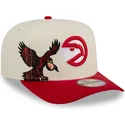 bone-curvo-bege-e-vermelho-snapback-9fifty-a-frame-precurved-hardwood-classics-da-atlanta-hawks-nba-da-new-era