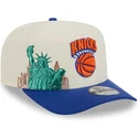 bone-curvo-bege-e-azul-snapback-9fifty-a-frame-precurved-hardwood-classics-da-new-york-knicks-nba-da-new-era