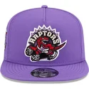 bone-plano-violeta-snapback-9fifty-a-frame-hardwood-classics-da-toronto-raptors-nba-da-new-era