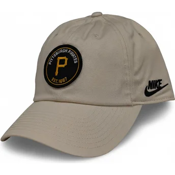 Boné curvo bege ajustável Club Unstructured Organic Cotton da Pittsburgh Pirates MLB da Nike