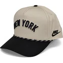 bone-curvo-bege-e-preto-snapback-rise-structured-da-new-york-yankees-mlb-da-nike