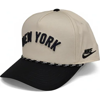 Boné curvo bege e preto snapback Rise Structured da New York Yankees MLB da Nike