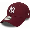 bone-curvo-vermelho-cardenal-ajustavel-9forty-essential-da-new-york-yankees-mlb-da-new-era