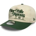 bone-curvo-bege-e-verde-ajustavel-19twenty-washed-graphic-da-new-york-yankees-mlb-da-new-era