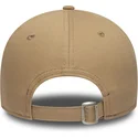 bone-curvo-castanho-ajustavel-com-logo-castanho-9forty-outline-da-los-angeles-dodgers-mlb-da-new-era