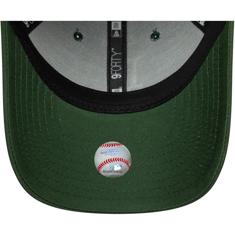 bone-curvo-verde-ajustavel-com-logo-verde-9forty-league-essential-da-los-angeles-dodgers-mlb-da-new-era