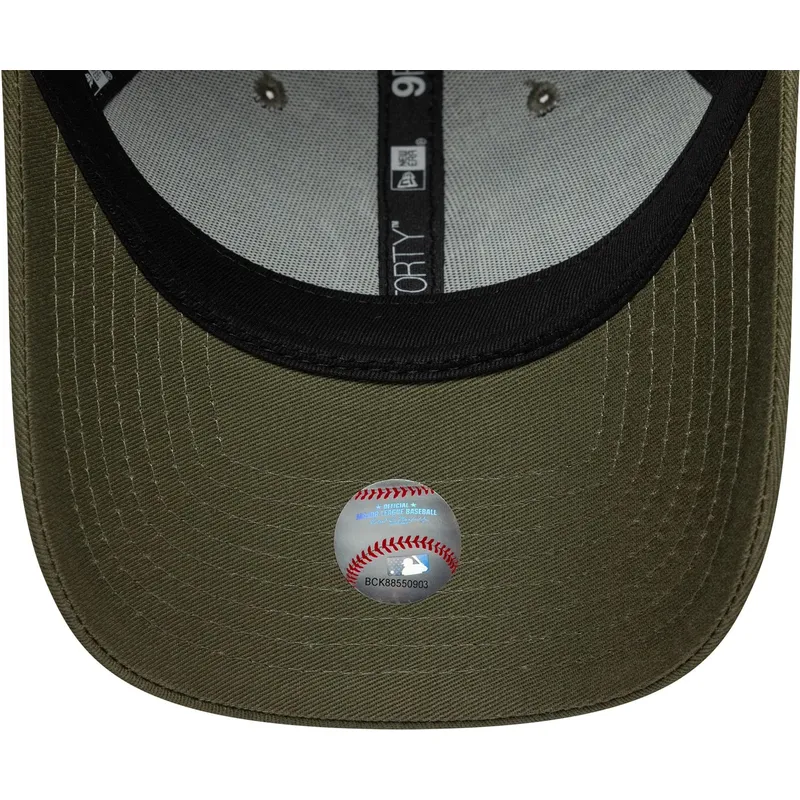 bone-curvo-verde-ajustavel-com-logo-preto-9forty-league-essential-da-new-york-yankees-mlb-da-new-era