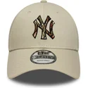 bone-curvo-bege-ajustavel-9forty-camo-infill-da-new-york-yankees-mlb-da-new-era