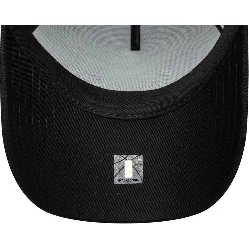 bone-curvo-preto-snapback-9forty-e-frame-metallic-da-chicago-bulls-nba-da-new-era