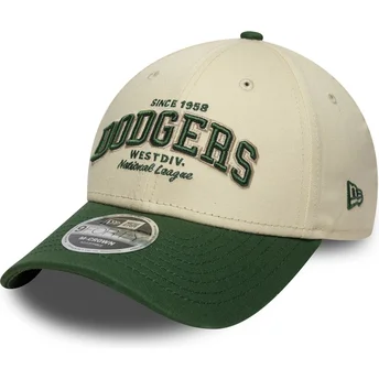 Boné curvo bege e verde ajustável 9FORTY M-Crown Wordmark da Los Angeles Dodgers MLB da New Era