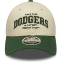 bone-curvo-bege-e-verde-ajustavel-9forty-m-crown-wordmark-da-los-angeles-dodgers-mlb-da-new-era