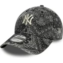 bone-curvo-preto-ajustavel-9twenty-washed-paisley-da-new-york-yankees-mlb-da-new-era