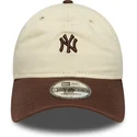 bone-curvo-bege-e-castanho-ajustavel-9twenty-mini-washed-da-new-york-yankees-mlb-da-new-era