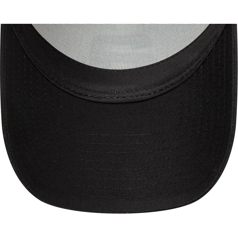 bone-trucker-branco-e-preto-e-frame-da-aprilia-piaggio-da-new-era