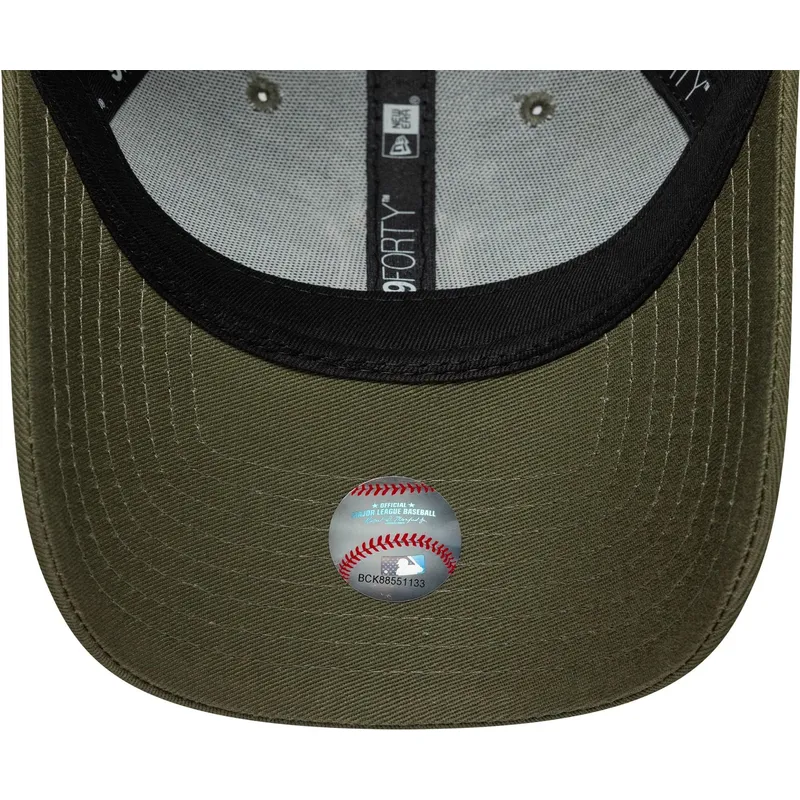 bone-curvo-verde-ajustavel-com-logo-rosa-para-mulheres-9forty-league-essential-midi-da-new-york-yankees-mlb-da-new-era