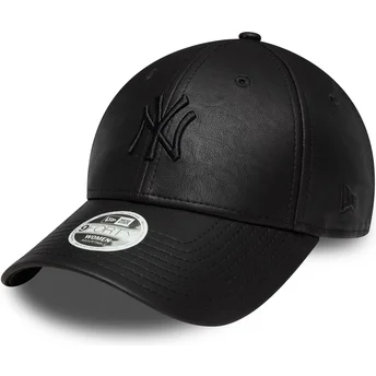 Boné curvo preto ajustável com logo preto para mulheres 9FORTY PU da New York Yankees MLB da New Era