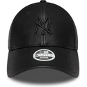 bone-curvo-preto-ajustavel-com-logo-preto-para-mulheres-9forty-pu-da-new-york-yankees-mlb-da-new-era