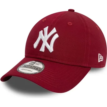 Boné curvo vermelho escuro ajustável 9TWENTY League Essential da New York Yankees MLB da New Era