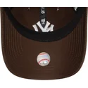 bone-curvo-castanho-ajustavel-9twenty-league-essential-da-new-york-yankees-mlb-da-new-era