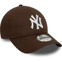 bone-curvo-castanho-ajustavel-9twenty-league-essential-da-new-york-yankees-mlb-da-new-era