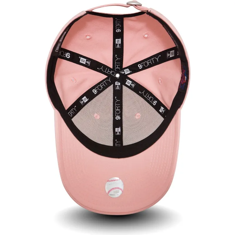 bone-curvo-rosa-ajustavel-9forty-league-essential-da-new-york-yankees-mlb-da-new-era