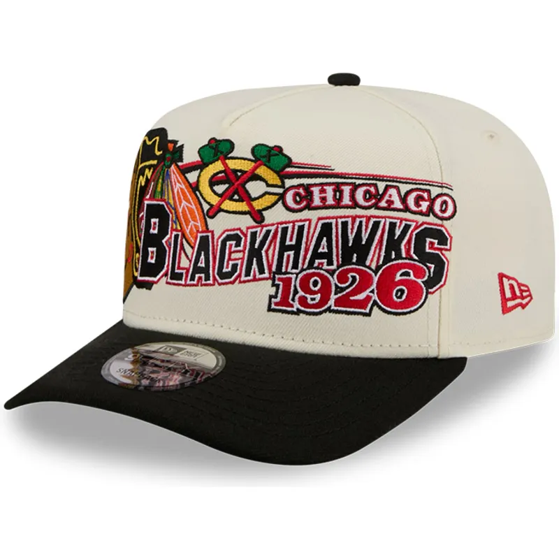 bone-curvo-bege-e-preto-snapback-9fifty-a-frame-classic-da-chicago-blackhawks-nhl-da-new-era